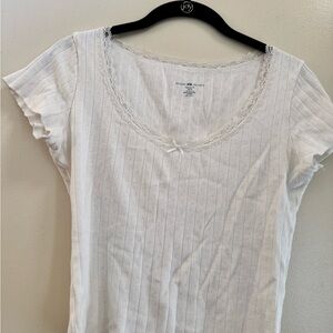 Brandy Melville White Ribbed Fitted Short Sleeve Tee